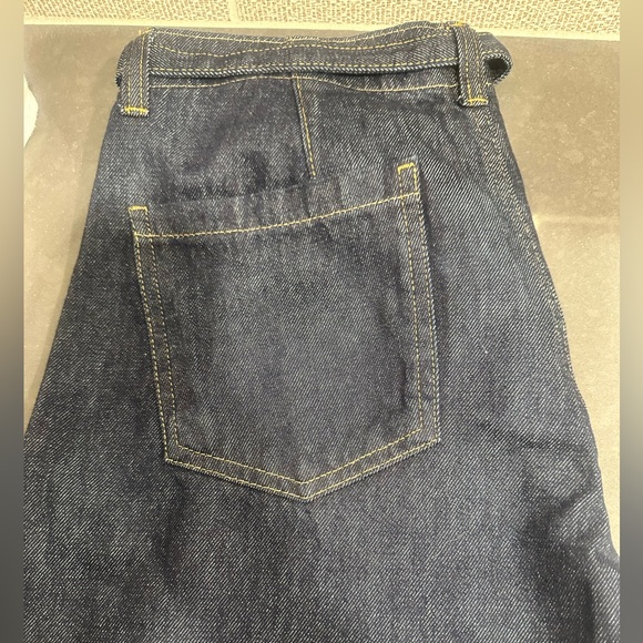 Zara NWT denim jeans . Wide leg with seam down legs. Cute style! - Picture 9 of 14